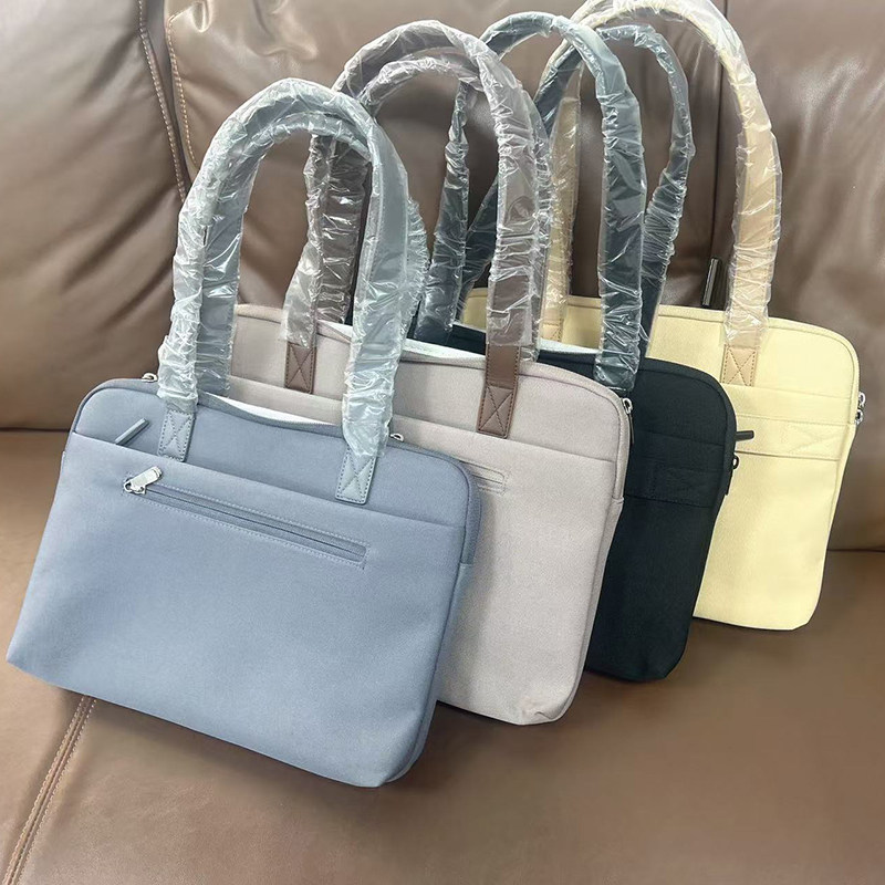 Luxury Bags That Fit Laptop - Borsa Tote di Lusso per Laptop