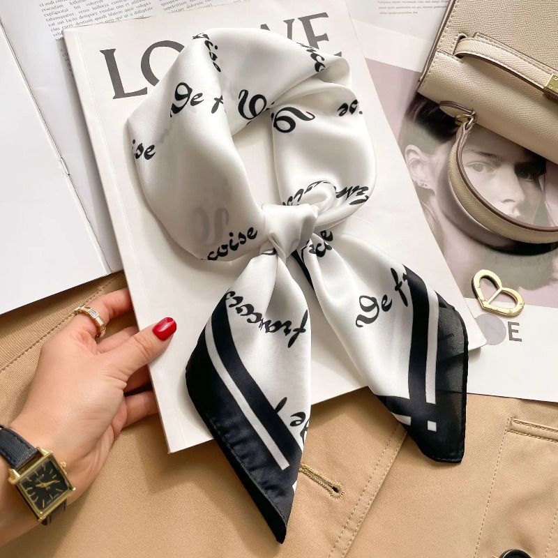 Luxury Bags Casual - Foulard Quadrato di Lusso in Seta