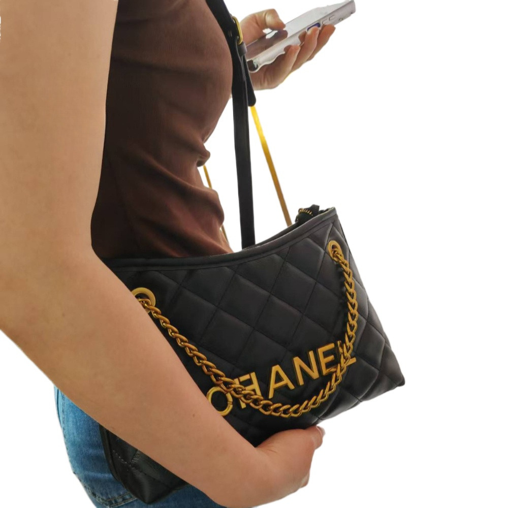Borsa a tracolla da donna di a - Luxury Bags Goyard recensione e prezzo