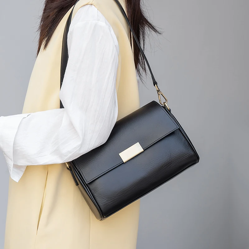 Borsa a Tracolla in Pelle di V - Luxury Bags In China Wholesale recensione e prezzo