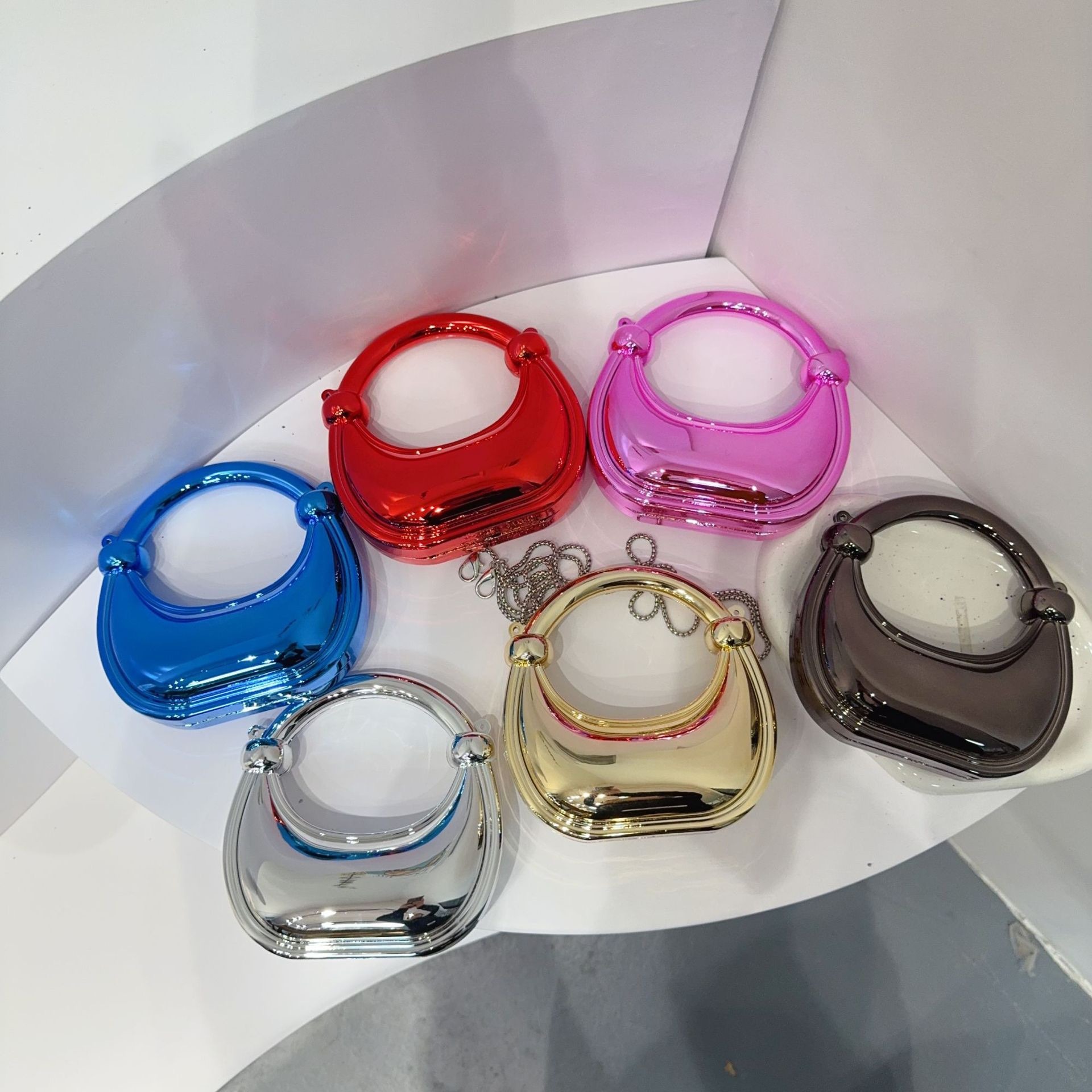 Mini borsa da sera dorata Bors - Luxury Bags On Sale recensione e prezzo