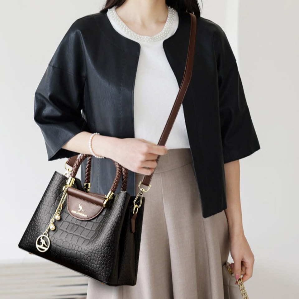 Manico intrecciato Borsa casua - Luxury Bags On Sale recensione e prezzo